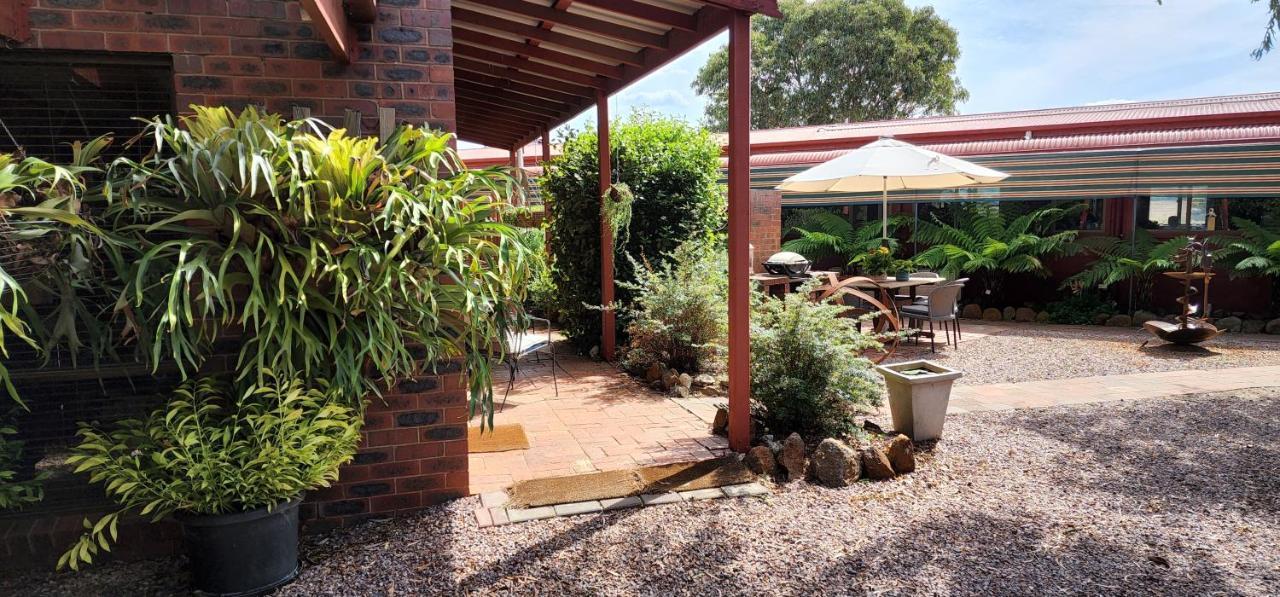 New Horizons Farm Stay Smeaton 外观 照片